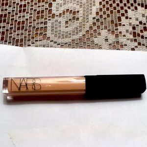 Nars radiant creamy concealer in shade cream brûlée